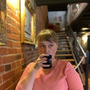 Meet your Posher, Rebecca